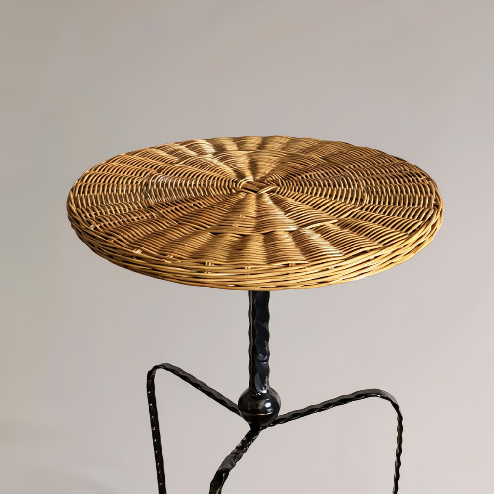 Tressé Rattan Örgülü Demir Oval Sehpa