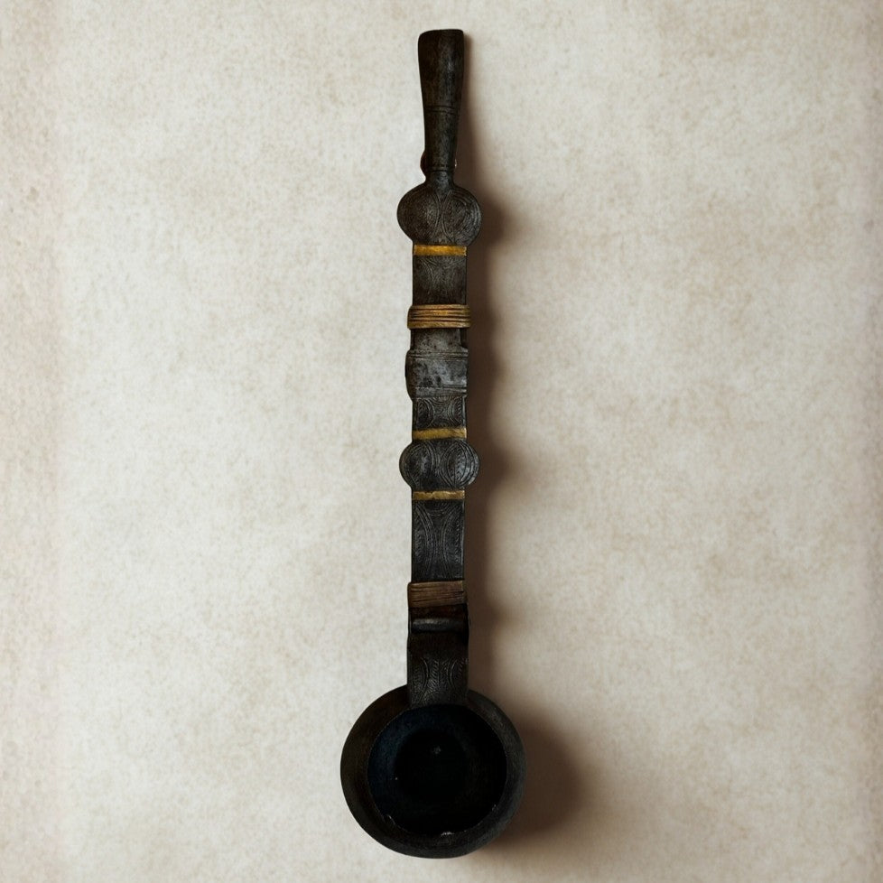 Antika Pirinç Bilezikli Ahşap Kepçe (c. 1840–1890)